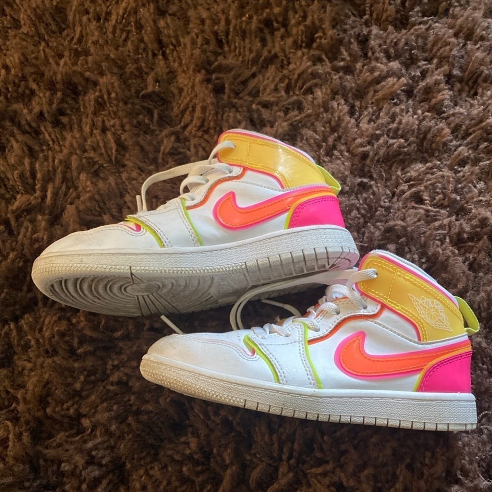 Toddler girl Nike shoes